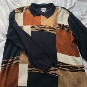 80s tiger and neutral print collared sweater Size: XL